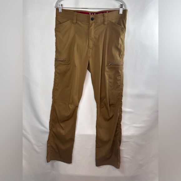 WRANGLER ATG™ MEN'S CLIFF SIDE UTILITY PANT 33/30 - Picture 1 of 3